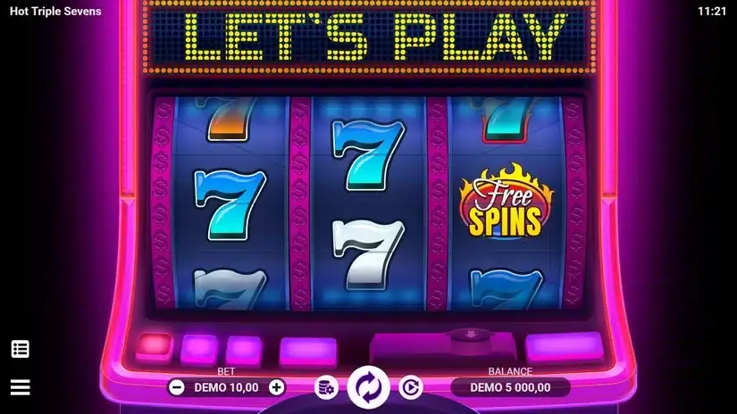 Hot Triple Sevens slot screenshot 