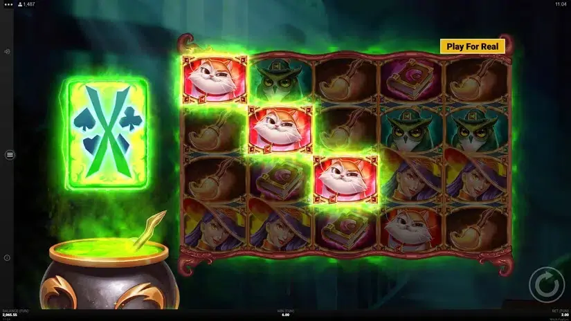 Witch Feature slot screenshot 6