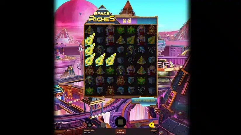 Space Riches slot screenshot 5