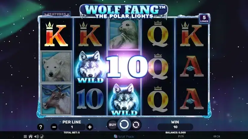 Wolf Fang – The Polar Lights slot screenshot 2