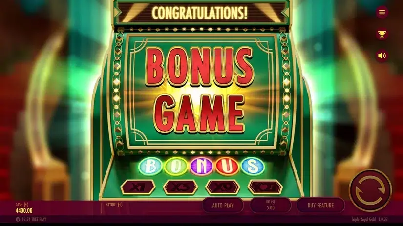 Triple Royal Gold slot screenshot 3